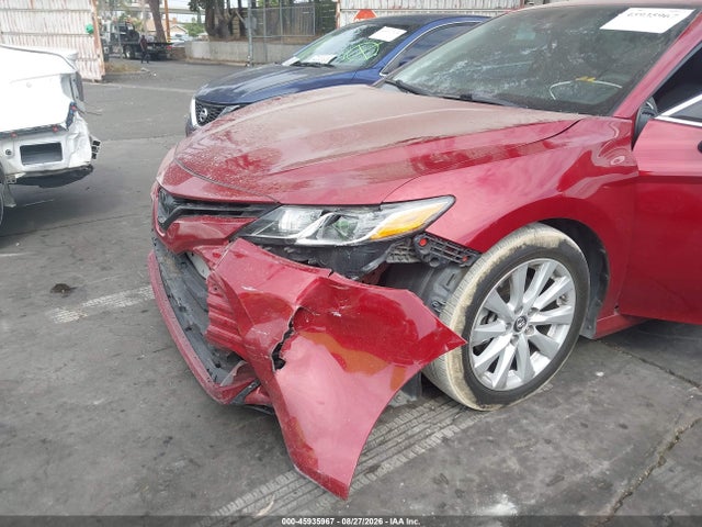 Toyota CAMRY LE 2018 4T1B11HKXJU565766 Image 6