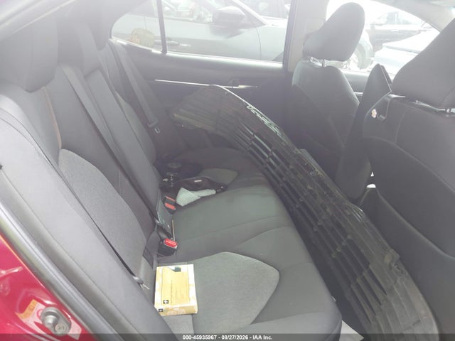 Toyota CAMRY LE 2018 4T1B11HKXJU565766 Image 8
