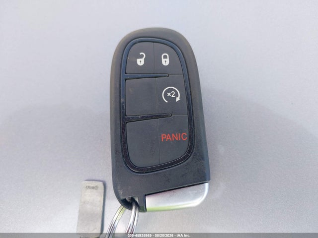 Продажа на аукционе авто 2019 Jeep Cherokee Latitude Plus Fwd, vin: 1C4PJLLB9KD176325, номер лота: 45935969