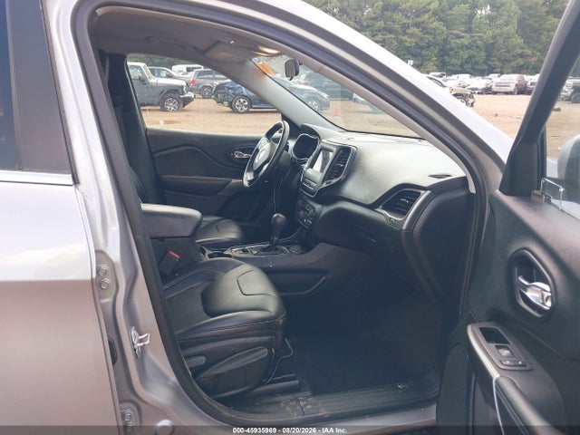 Продажа на аукционе авто 2019 Jeep Cherokee Latitude Plus Fwd, vin: 1C4PJLLB9KD176325, номер лота: 45935969