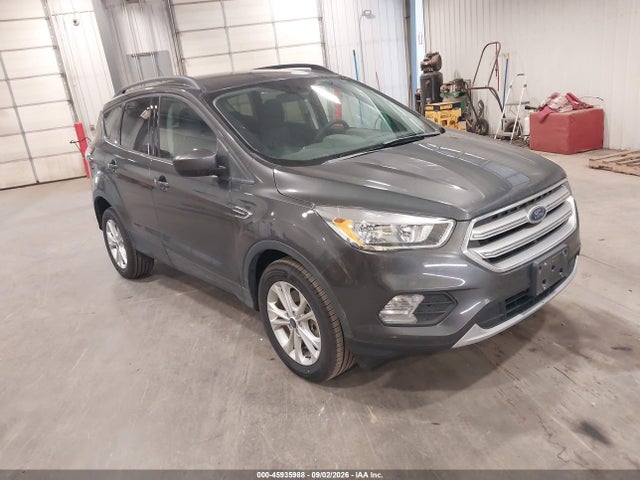 45935988 :رقم المزاد ، 1FMCU9GD1JUD31187 vin ، 2018 Ford Escape Se مزاد بيع