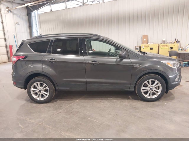 45935988 :رقم المزاد ، 1FMCU9GD1JUD31187 vin ، 2018 Ford Escape Se مزاد بيع