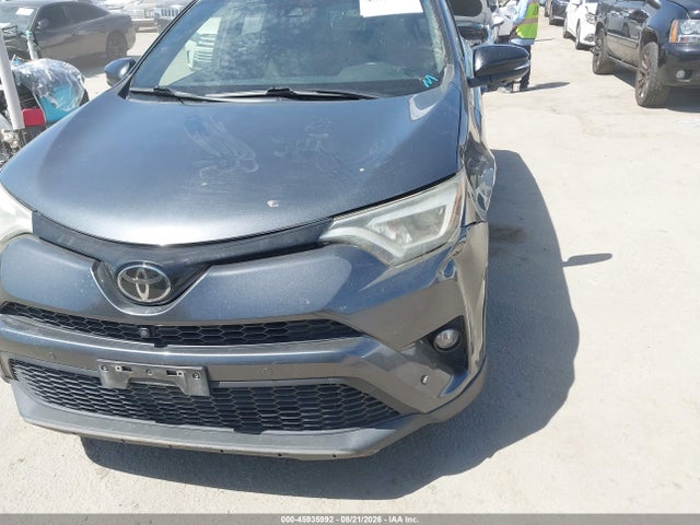 Toyota RAV4 SE 2016 JTMJFREV0GD187979 Image 12