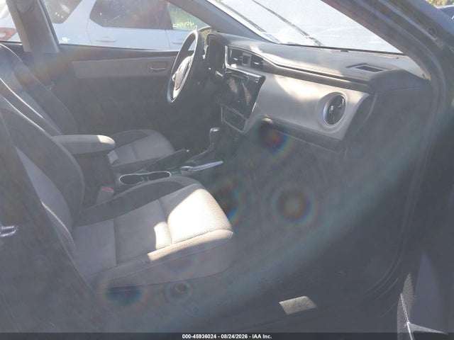 Toyota COROLLA LE 2018 2T1BURHE5JC098628 Image 5