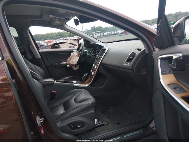 Aukcja sprzedaży 2017 Volvo Xc60 T5 Inscription, vin: YV440MDU2H2113242, numer aukcji: 45936025