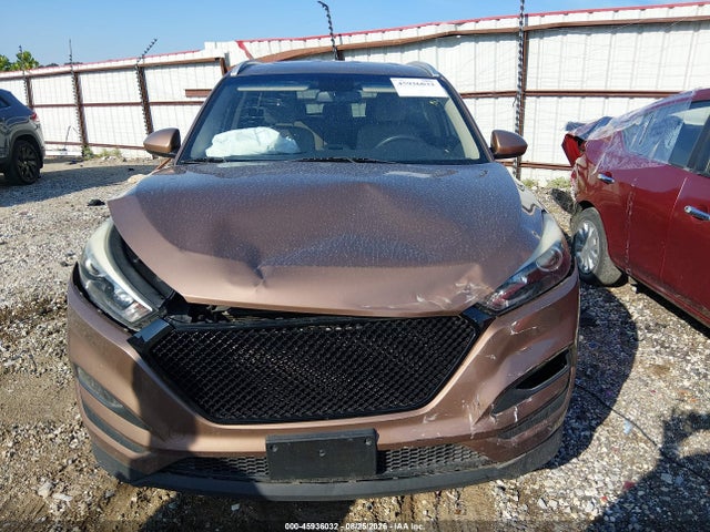 Продаж на аукціоні авто 2017 Hyundai Tucson Se, vin: KM8J33A47HU408963, номер лоту: 45936032