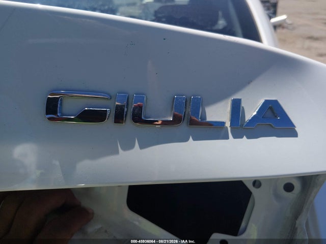 Продажа на аукционе авто 2018 Alfa Romeo Giulia Ti Lusso Awd, vin: ZARFAEEN4J7563432, номер лота: 45936064