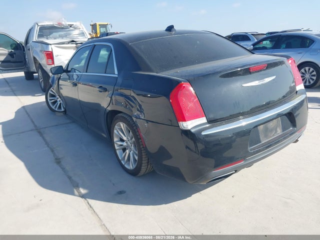 Продаж на аукціоні авто 2016 Chrysler 300 Limited, vin: 2C3CCAAG8GH243863, номер лоту: 45936068