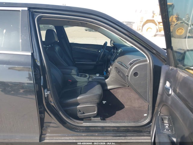 Продаж на аукціоні авто 2016 Chrysler 300 Limited, vin: 2C3CCAAG8GH243863, номер лоту: 45936068