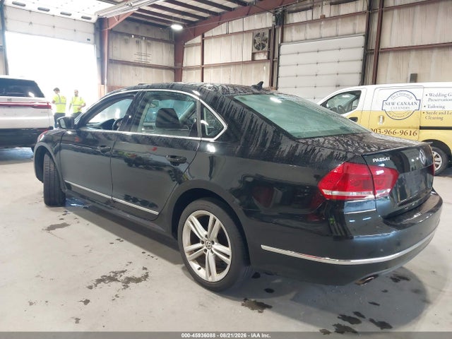 Продаж на аукціоні авто 2013 Volkswagen Passat 2.0l Tdi Sel Premium, vin: 1VWCN7A35DC100001, номер лоту: 45936088