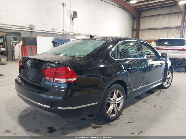 Продаж на аукціоні авто 2013 Volkswagen Passat 2.0l Tdi Sel Premium, vin: 1VWCN7A35DC100001, номер лоту: 45936088