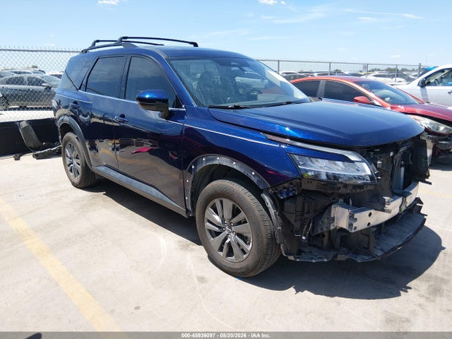 45936097 :رقم المزاد ، 5N1DR3BA8NC217568 vin ، 2022 Nissan Pathfinder Sv 2wd مزاد بيع