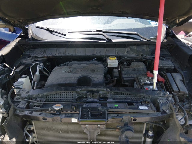 45936097 :رقم المزاد ، 5N1DR3BA8NC217568 vin ، 2022 Nissan Pathfinder Sv 2wd مزاد بيع