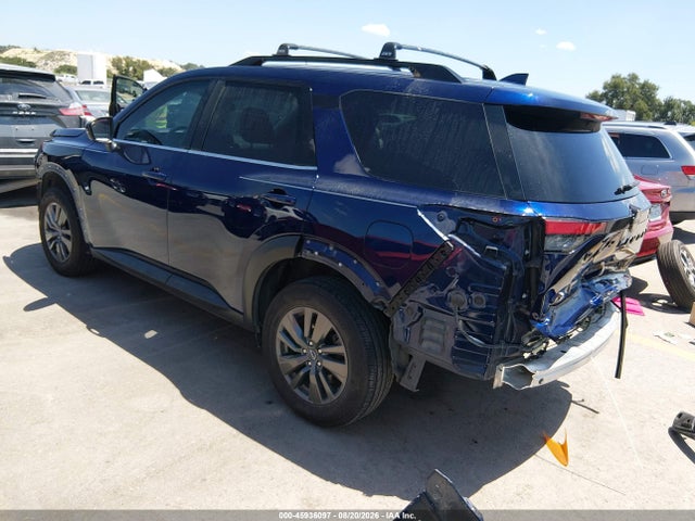45936097 :رقم المزاد ، 5N1DR3BA8NC217568 vin ، 2022 Nissan Pathfinder Sv 2wd مزاد بيع