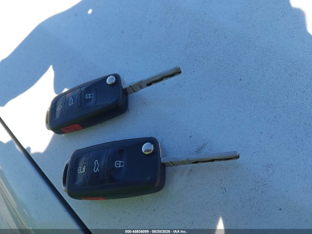 Продажа на аукционе авто 2012 Volkswagen Beetle 2.0t Turbo, vin: 3VWVA7AT1CM634436, номер лота: 45936099