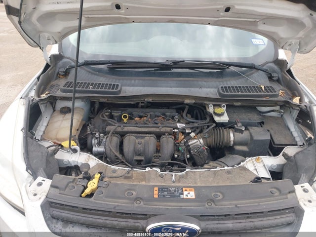 45936107 :رقم المزاد ، 1FMCU0F72FUB61324 vin ، 2015 Ford Escape S مزاد بيع