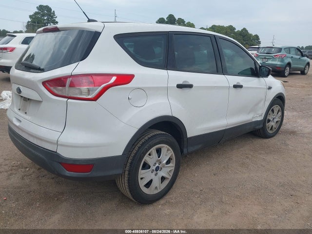 45936107 :رقم المزاد ، 1FMCU0F72FUB61324 vin ، 2015 Ford Escape S مزاد بيع