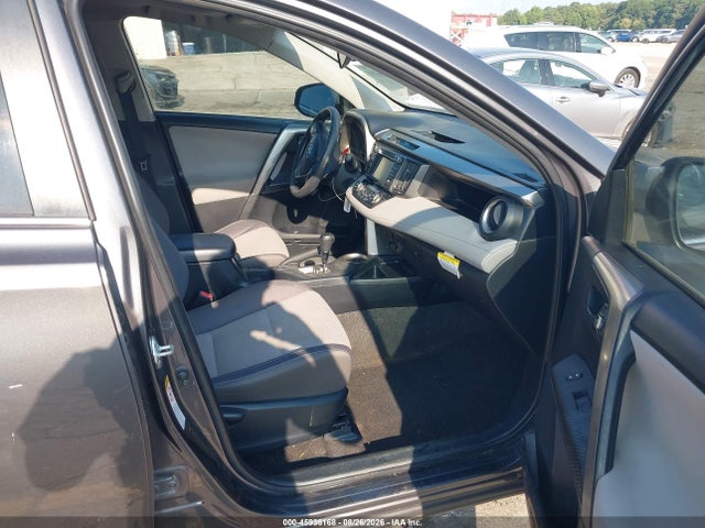 45936168 :رقم المزاد ، JTMWFREV1FJ059952 vin ، 2015 Toyota Rav4 Xle مزاد بيع