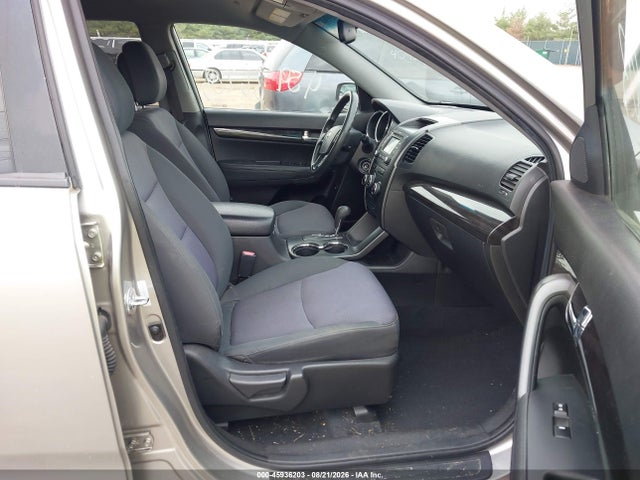 Продажа на аукционе авто 2013 Kia Sorento Lx, vin: 5XYKT3A63DG341400, номер лота: 45936203