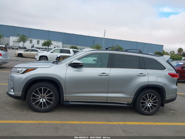 Toyota Highlander Se/xle 2017 5TDJZRFH0HS478777 Image 14