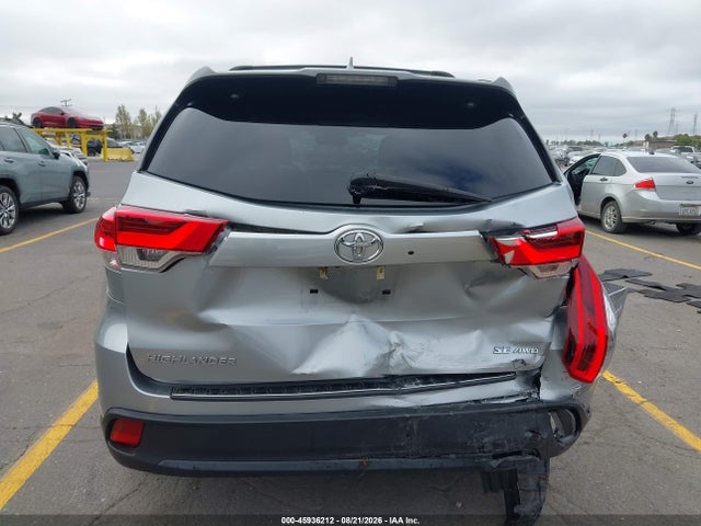 Toyota Highlander Se/xle 2017 5TDJZRFH0HS478777 Image 16