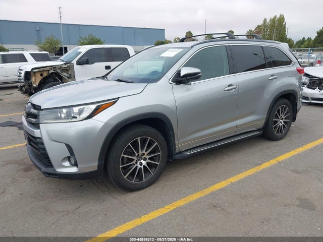 Toyota Highlander Se/xle 2017 5TDJZRFH0HS478777 Image 2
