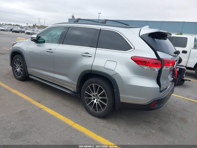 Toyota Highlander Se/xle 2017 5TDJZRFH0HS478777 Image 3