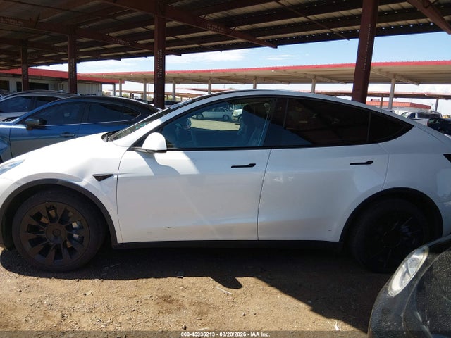Продаж на аукціоні авто 2022 Tesla Model Y Long Range Dual Motor All-wheel Drive, vin: 7SAYGDEE7NF412986, номер лоту: 45936213