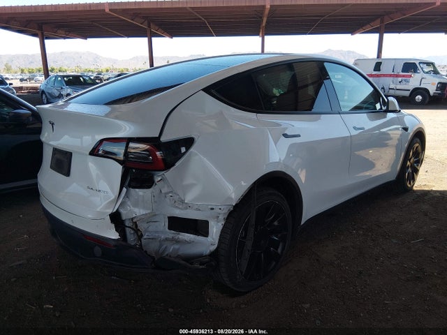 Продаж на аукціоні авто 2022 Tesla Model Y Long Range Dual Motor All-wheel Drive, vin: 7SAYGDEE7NF412986, номер лоту: 45936213