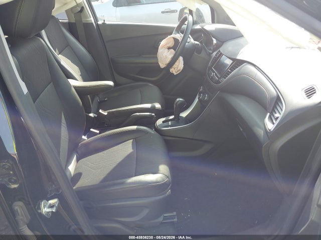 45936230 :رقم المزاد ، KL7CJPSM9NB517938 vin ، 2022 Chevrolet Trax Awd Lt مزاد بيع