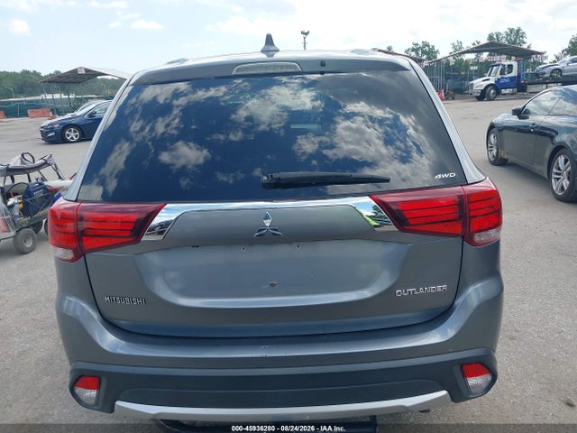 2018 Mitsubishi Outlander Es მანქანა იყიდება აუქციონზე, vin: JA4AZ3A35JZ057239, აუქციონის ნომერი: 45936280