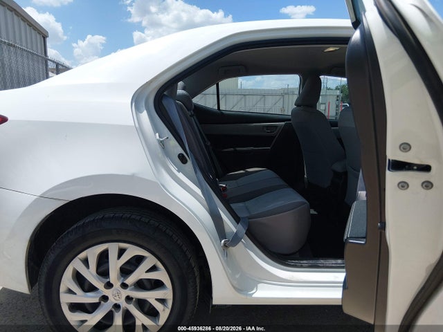 Продажа на аукционе авто 2018 Toyota Corolla Le, vin: 5YFBURHE7JP788378, номер лота: 45936286