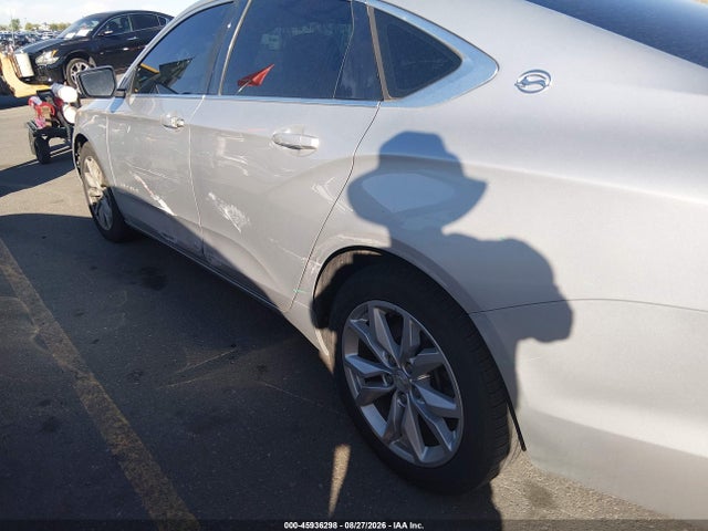 Chevrolet IMPALA 1LT 2017 2G1105SA5H9129367 Image 17