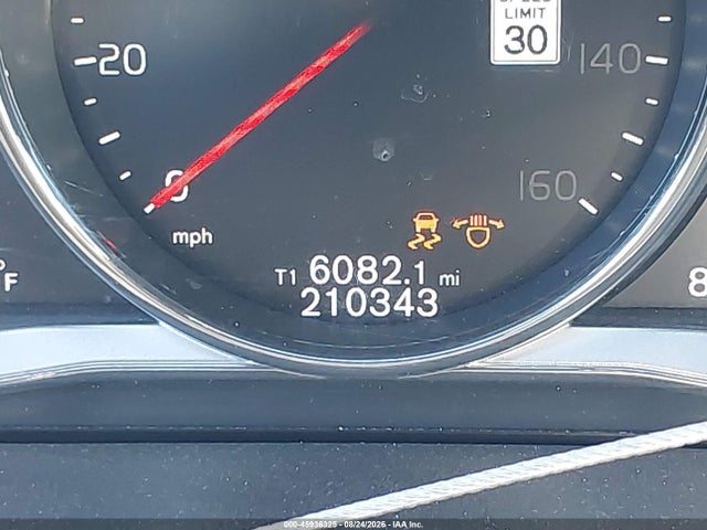 Volvo V60 T5 Platinum 2017 YV140MEM6H1339334 Image 16