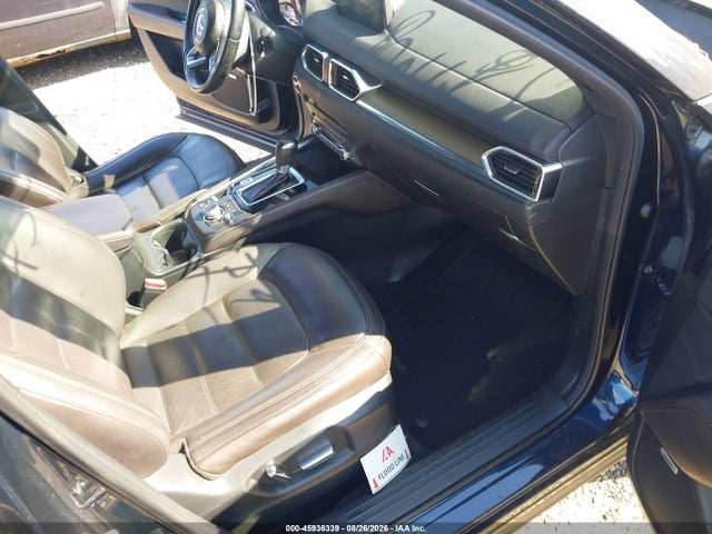 Продаж на аукціоні авто 2019 Mazda Cx-5 Signature, vin: JM3KFBEY3K0569758, номер лоту: 45936339