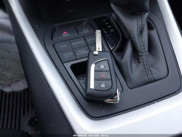 Toyota RAV4 LE 2024 2T3F1RFV2RC458213 Image 11