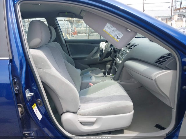 2011 Toyota Camry Le მანქანა იყიდება აუქციონზე, vin: 4T1BF3EK8BU729566, აუქციონის ნომერი: 45936411