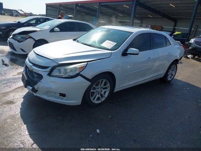 Chevrolet MALIBU 1LT 2015 1G11C5SL8FF255669 Image 2