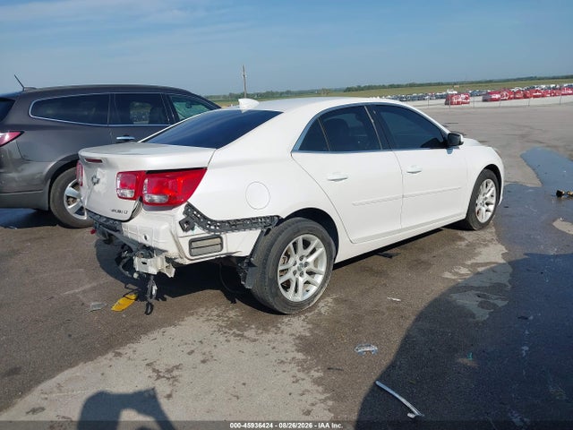 Chevrolet MALIBU 1LT 2015 1G11C5SL8FF255669 Image 4