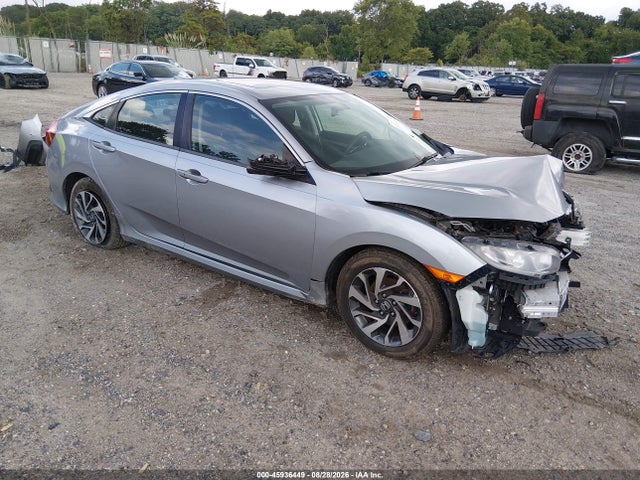 Продажа на аукционе авто 2017 Honda Civic Ex, vin: 19XFC2F71HE026384, номер лота: 45936449