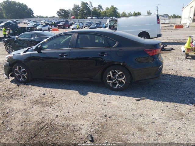 Продаж на аукціоні авто 2021 Kia Forte Lxs, vin: 3KPF24AD4ME340987, номер лоту: 45936491
