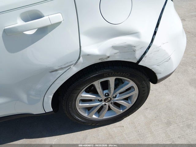 KIA SOUL + 2017 KNDJP3A54H7416759 Image 6