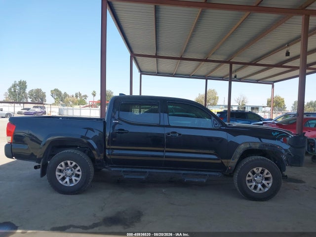 5TFCZ5AN2JX122717 Toyota Tacoma Sr5 V6