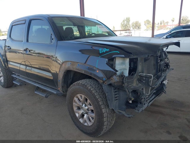5TFCZ5AN2JX122717 Toyota Tacoma Sr5 V6