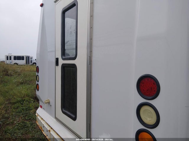 Продаж на аукціоні авто 2010 Ford E-350 Cutaway, vin: 1FDEE3FL0ADA65589, номер лоту: 45936560