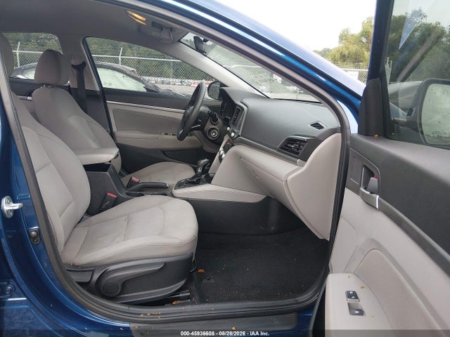 2020 Hyundai Elantra Sel მანქანა იყიდება აუქციონზე, vin: 5NPD84LF4LH556272, აუქციონის ნომერი: 45936608