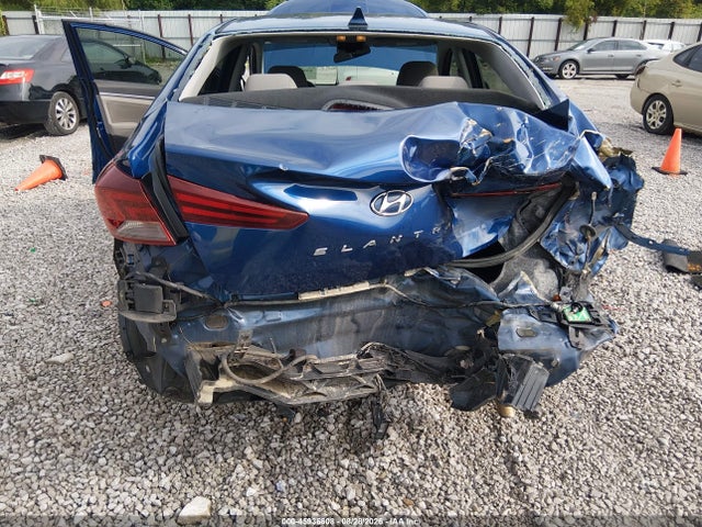 2020 Hyundai Elantra Sel მანქანა იყიდება აუქციონზე, vin: 5NPD84LF4LH556272, აუქციონის ნომერი: 45936608