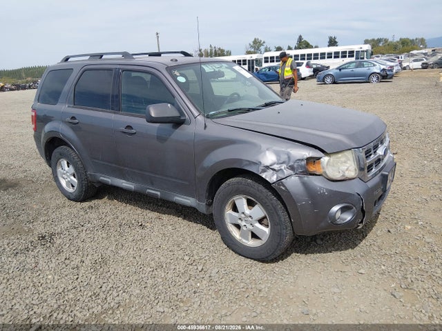 45936617 :رقم المزاد ، 1FMCU9D77BKC38041 vin ، 2011 Ford Escape Xlt مزاد بيع