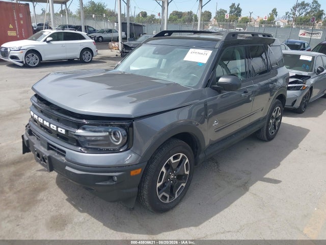 Ford Bronco Sport Outer Banks 2024 3FMCR9C63RRF65715 Image 2