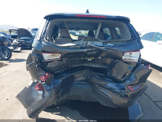 KIA SEDONA LX 2016 KNDMB5C13G6175797 Image 16